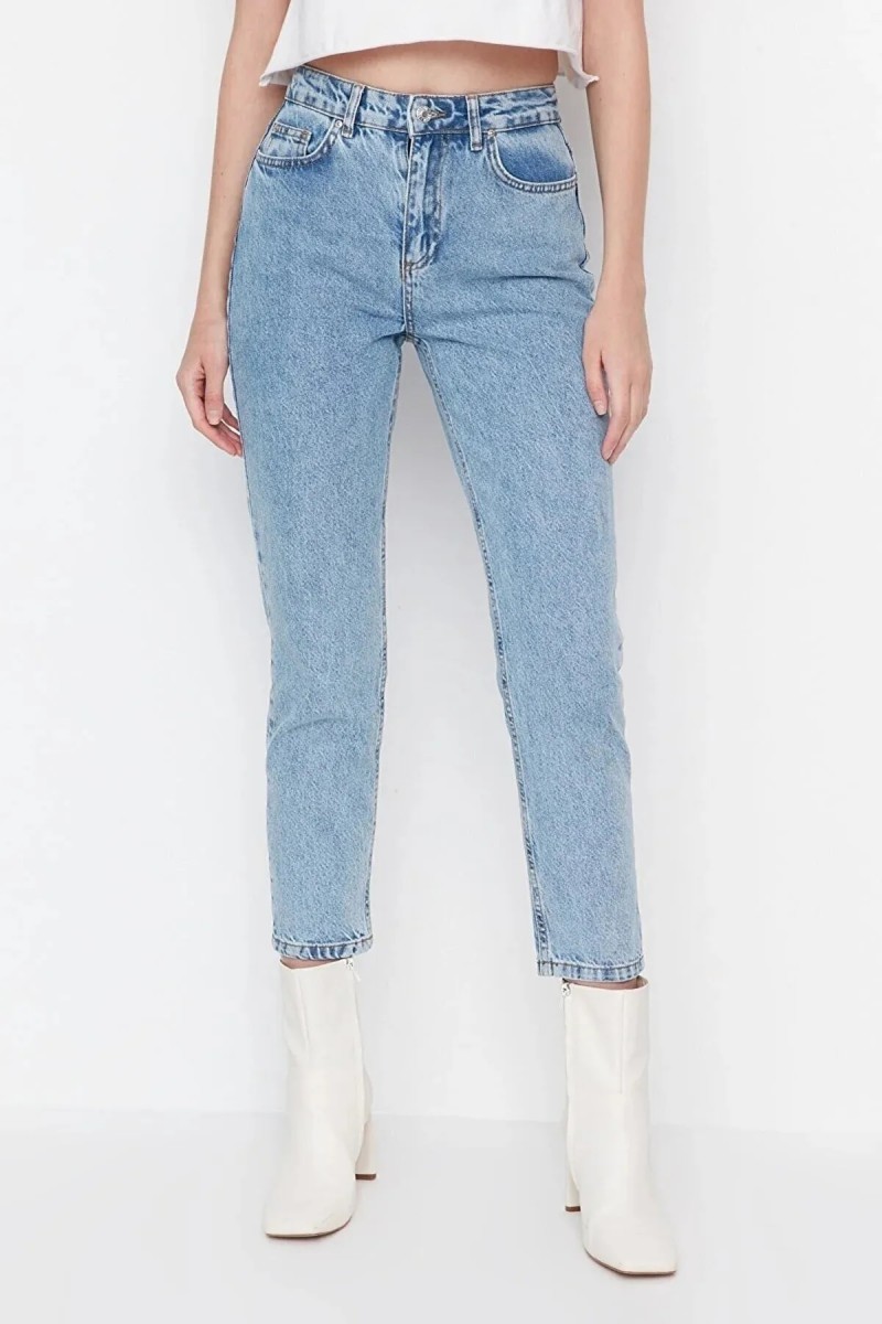 Buz Mavi Likralı Yüksek Bel Mom Jeans