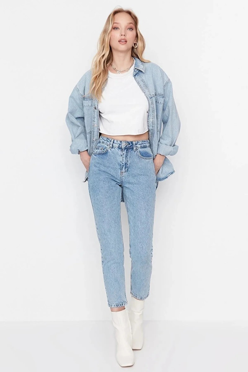 Buz Mavi Likralı Yüksek Bel Mom Jeans