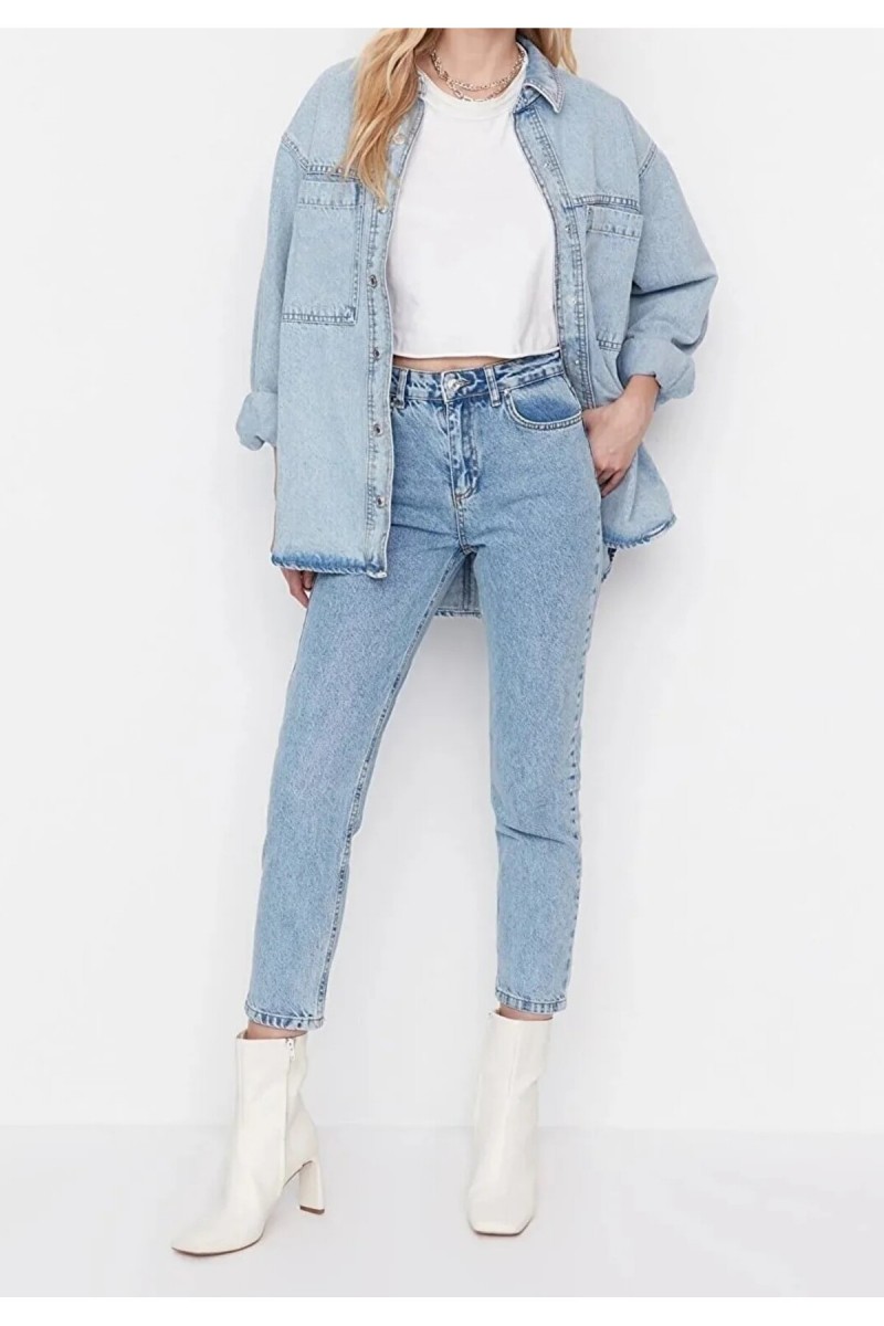 Buz Mavi Likralı Yüksek Bel Mom Jeans