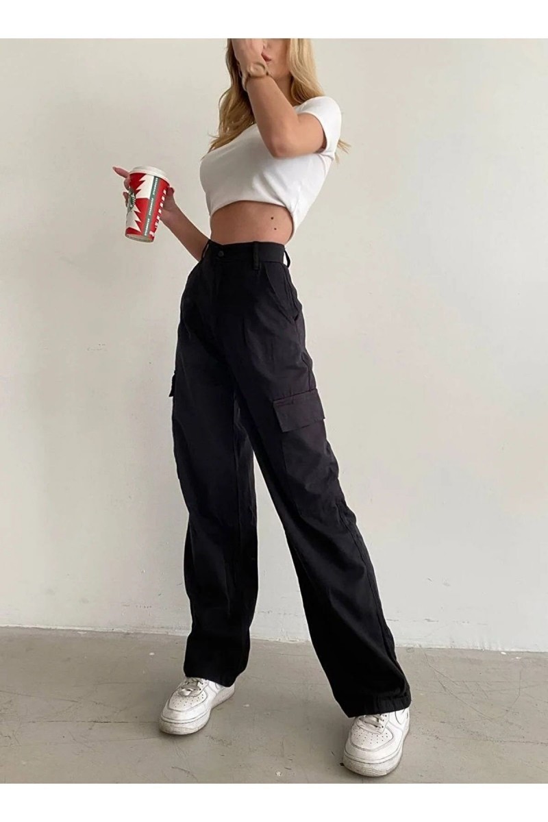 Rocco Solmaz Likralı Kadın Siyah Süper Yüksek Bel Arka Cepsiz Model Kargo Jeans Rocco Solmaz Likralı Kadın Siyah Süper Yüksek Bel Arka Cepsiz Model Kargo Jeans