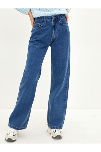 Kadın Orta Mavi Extra Yüksek Bel Salaş Paça Denim Kot Pantolon
