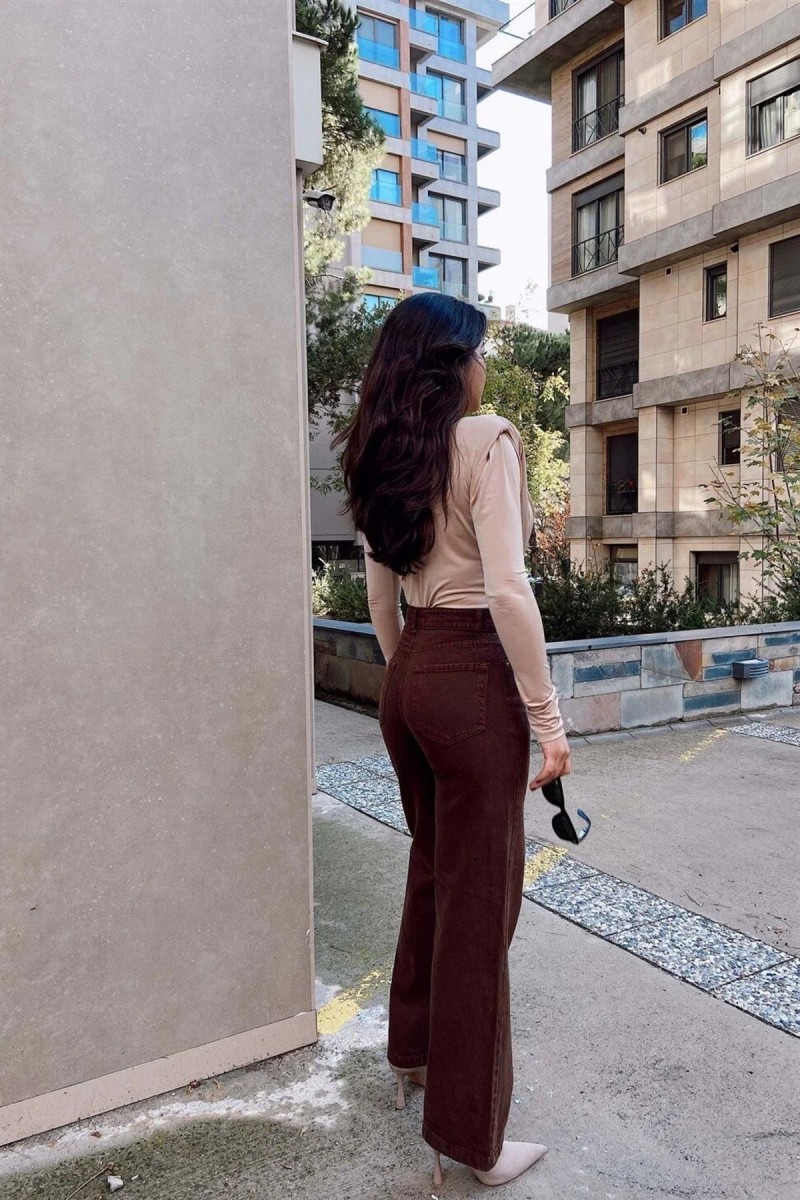 Kadın Kahverengi Extra Yüksek Bel Salaş Paça Denim Kot Pantolon Kadın Kahverengi Extra Yüksek Bel Salaş Paça Denim Kot Pantolon