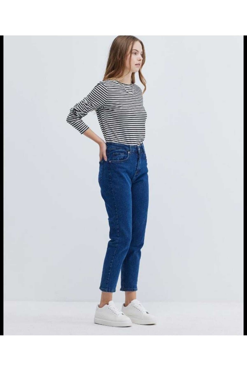 Kadın Koyu Mavi Likralı Mom Jeans Kadın Koyu Mavi Likralı Mom Jeans