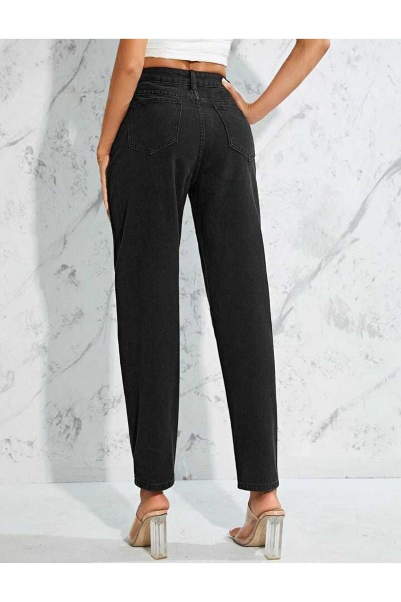 Siyah Likralı Solmaz Kumaş Mom Jeans Siyah Likralı Solmaz Kumaş Mom Jeans