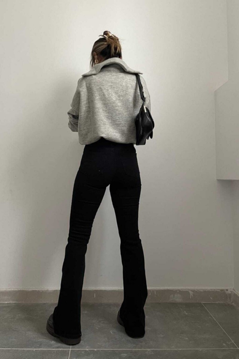 Flare Jeans Siyah Solmaz Ispanyol Yüksek Bel Flare Jeans Siyah Solmaz Ispanyol Yüksek Bel
