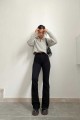 Flare Jeans Siyah Solmaz Ispanyol Yüksek Bel Flare Jeans Siyah Solmaz Ispanyol Yüksek Bel