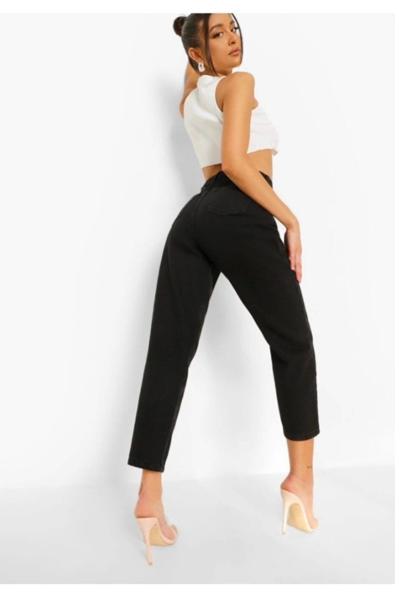 Ramrod Süper Likralı Jeans Siyah Yüksek Bel Mom Jeans Ramrod Süper Likralı Jeans Siyah Yüksek Bel Mom Jeans