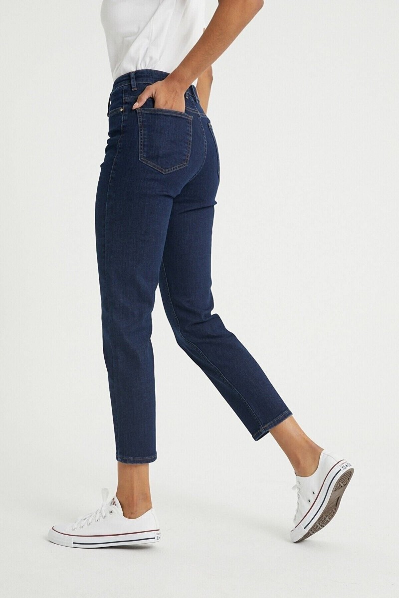 Loa Koyu Mavi Mom Jeans Yumuşak Likralı Yüksek Bel Kot Pantolon Ekstra Rahat Solmaya Direncli Kumaş