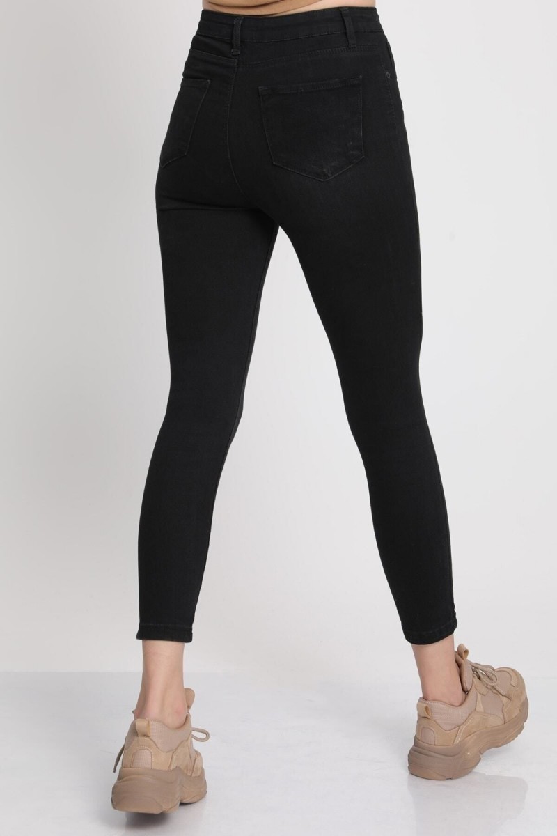 Taslamalı Sıyah Jeans