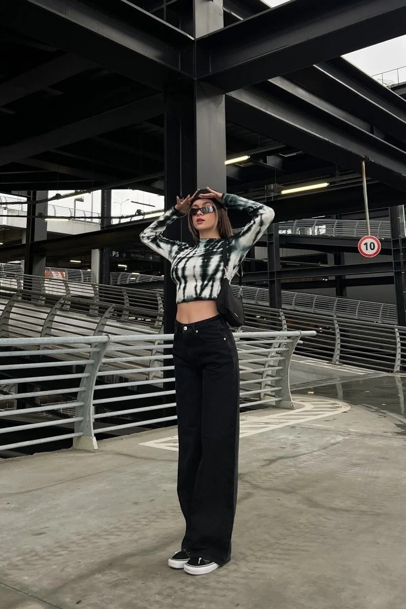 Coin Siyah Likralı Kadın Süper Yüksek Bel Salaş Paça Denim Kot Salaş Pantolon