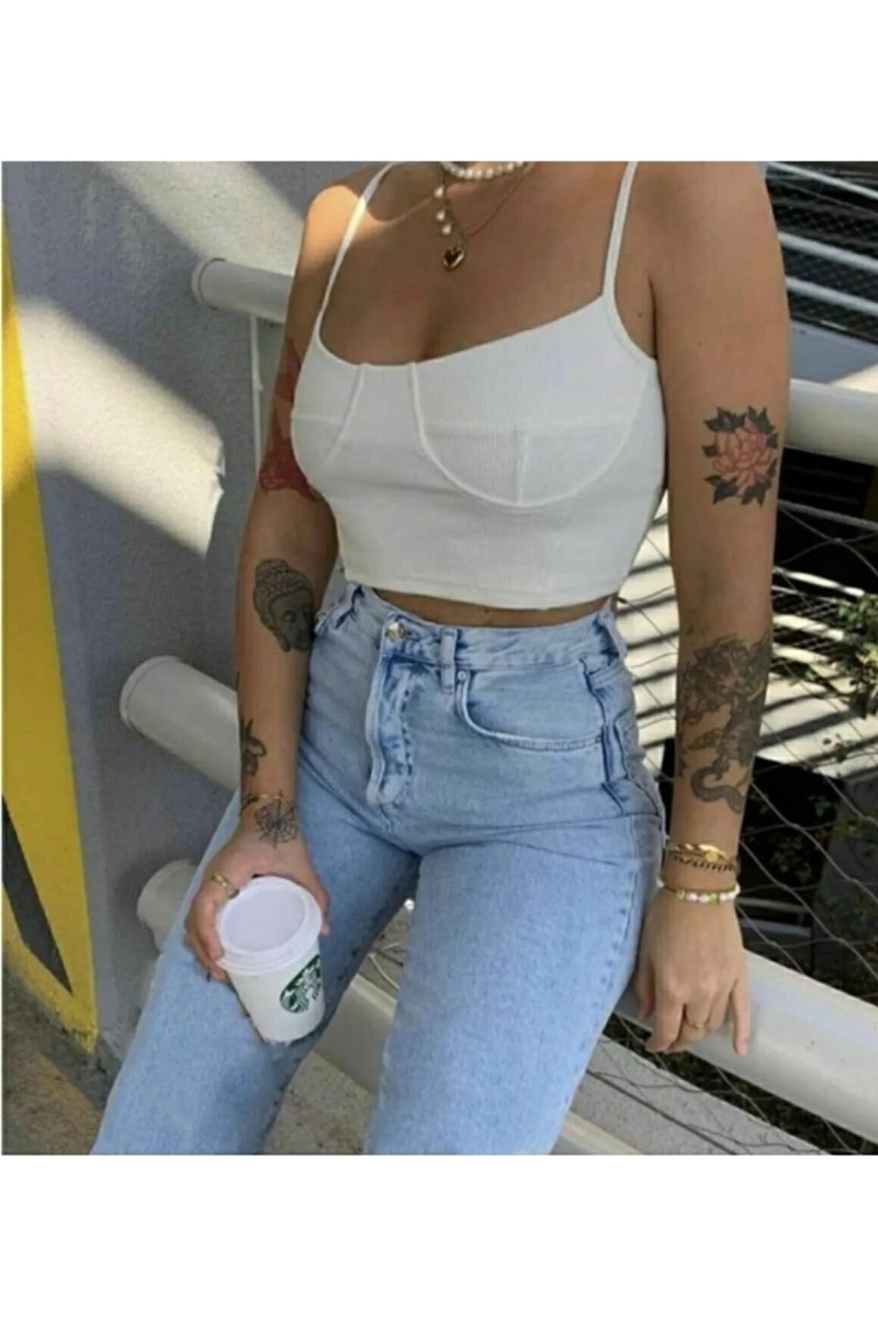 İrina S.o.l.m.a.z Yırtık Buz Mavi Likralı Süper Yüksek Bel Salaş Jean Pantolon (süper Yüksek )