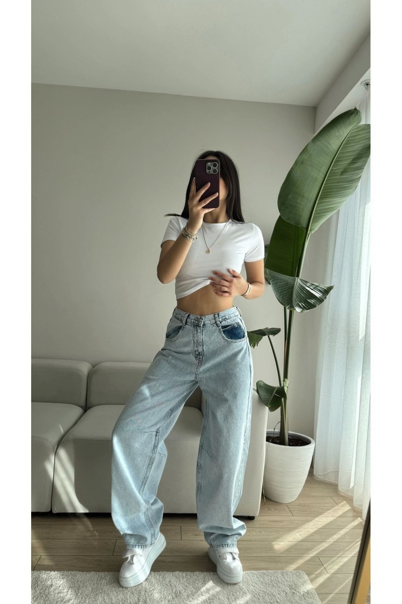 Laura Açık Kar Yıkama Toka Detaylı Bol Kesim Geniş Paça Rahat Baggy Jean Kot Salaş Kadın Pantolon