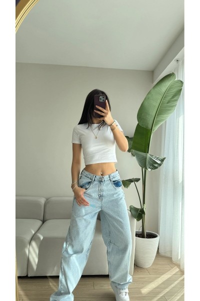 Laura Açık Kar Yıkama Toka Detaylı Bol Kesim Geniş Paça Rahat Baggy Jean Kot Salaş Kadın Pantolon