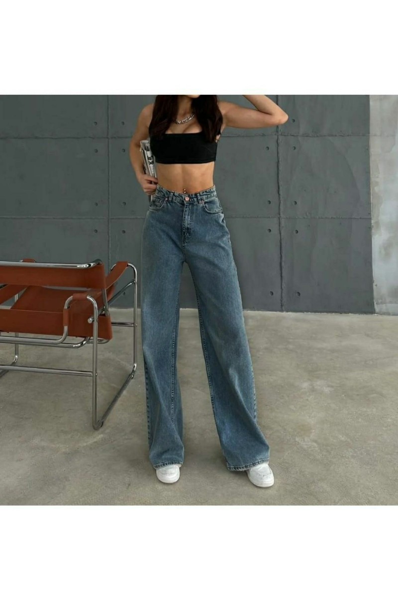 Emma 90 s Orta Mavi Kar Likralı Süper Yüksek Bel Salaş Paça Kot Palazzo Pantolon Emma 90 s Orta Mavi Kar Likralı Süper Yüksek Bel Salaş Paça Kot Palazzo Pantolon