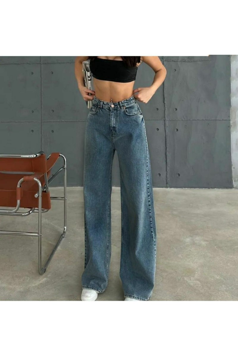 Emma 90 s Orta Mavi Kar Likralı Süper Yüksek Bel Salaş Paça Kot Palazzo Pantolon Emma 90 s Orta Mavi Kar Likralı Süper Yüksek Bel Salaş Paça Kot Palazzo Pantolon