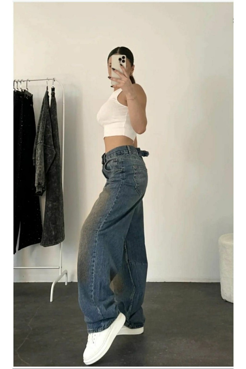 Lola Mavi Baggy Tint li Toka Detaylı Bol Kesim Geniş Paça Rahat Baggy Jean Kot Salaş Kadın Pantolon Lola Mavi Baggy Tint li Toka Detaylı Bol Kesim Geniş Paça Rahat Baggy Jean Kot Salaş Kadın Pantolon