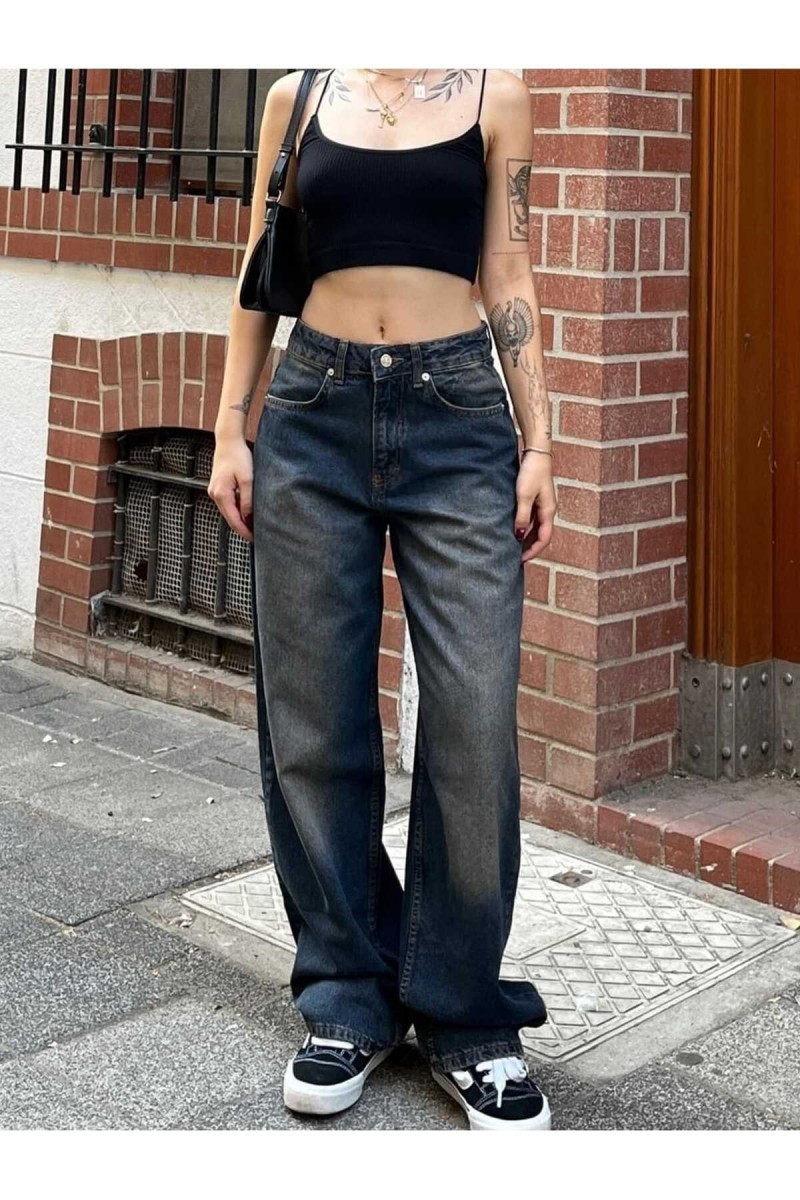 Musiala Koyu Mavi Baggy Toka Detaylı Bol Kesim Geniş Paça Rahat Baggy Jean Kot Salaş Kadın Pantolon