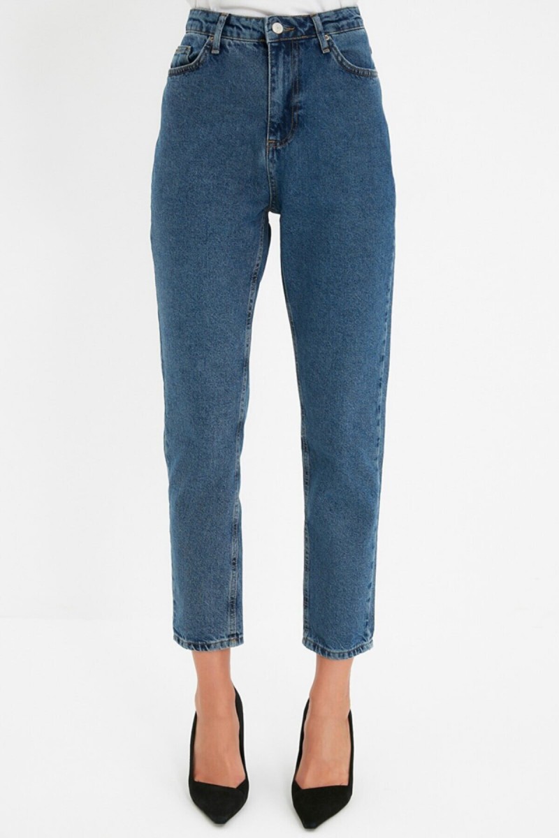 Koyu Mavi Likralı Mom Jean Pantolon ( Renk Solmaz )