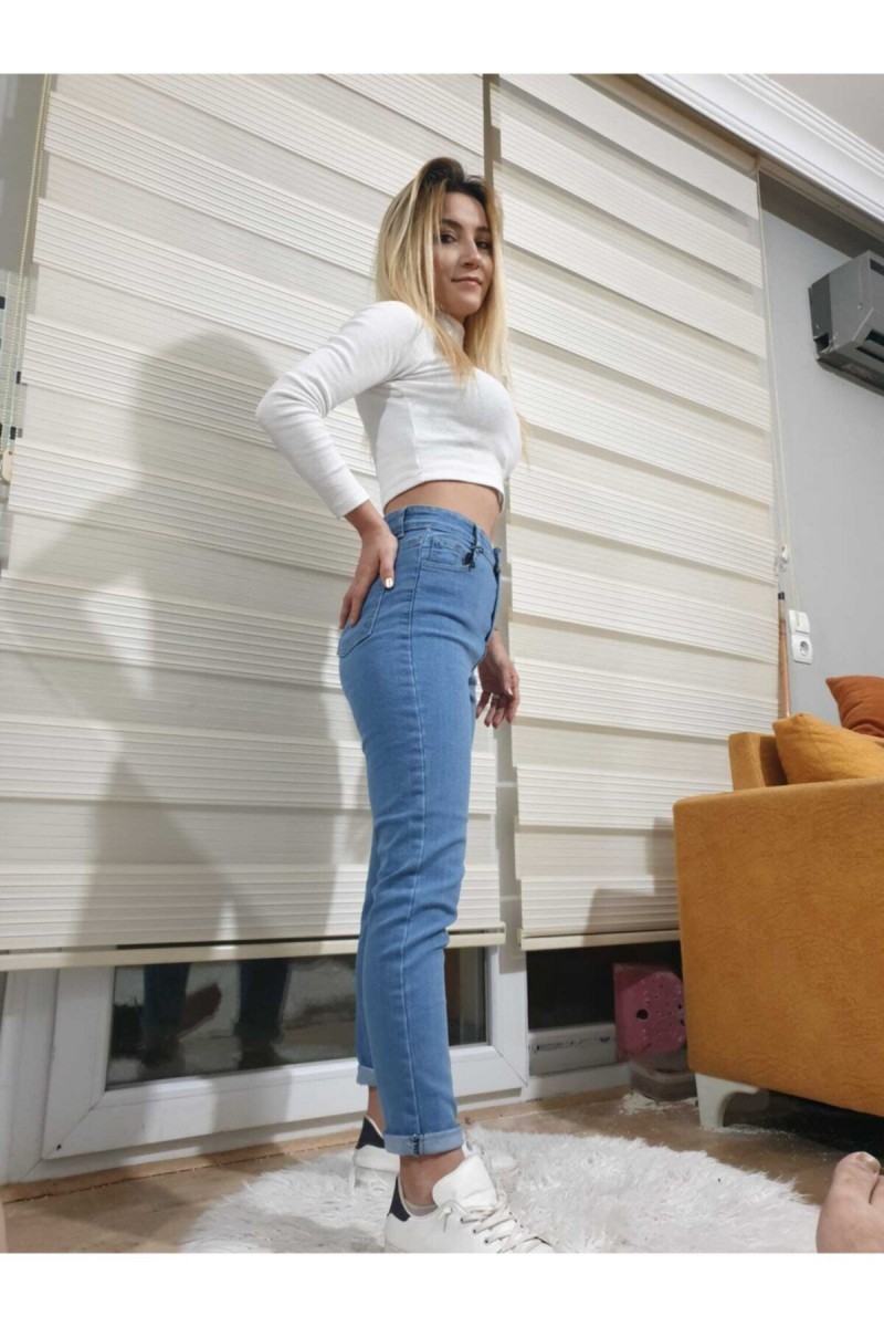 Kadın Açık Mavi Skinny Mom Jeans Mavi Mom Dar Kalıp Kot Pantolon Kadın Açık Mavi Skinny Mom Jeans Mavi Mom Dar Kalıp Kot Pantolon