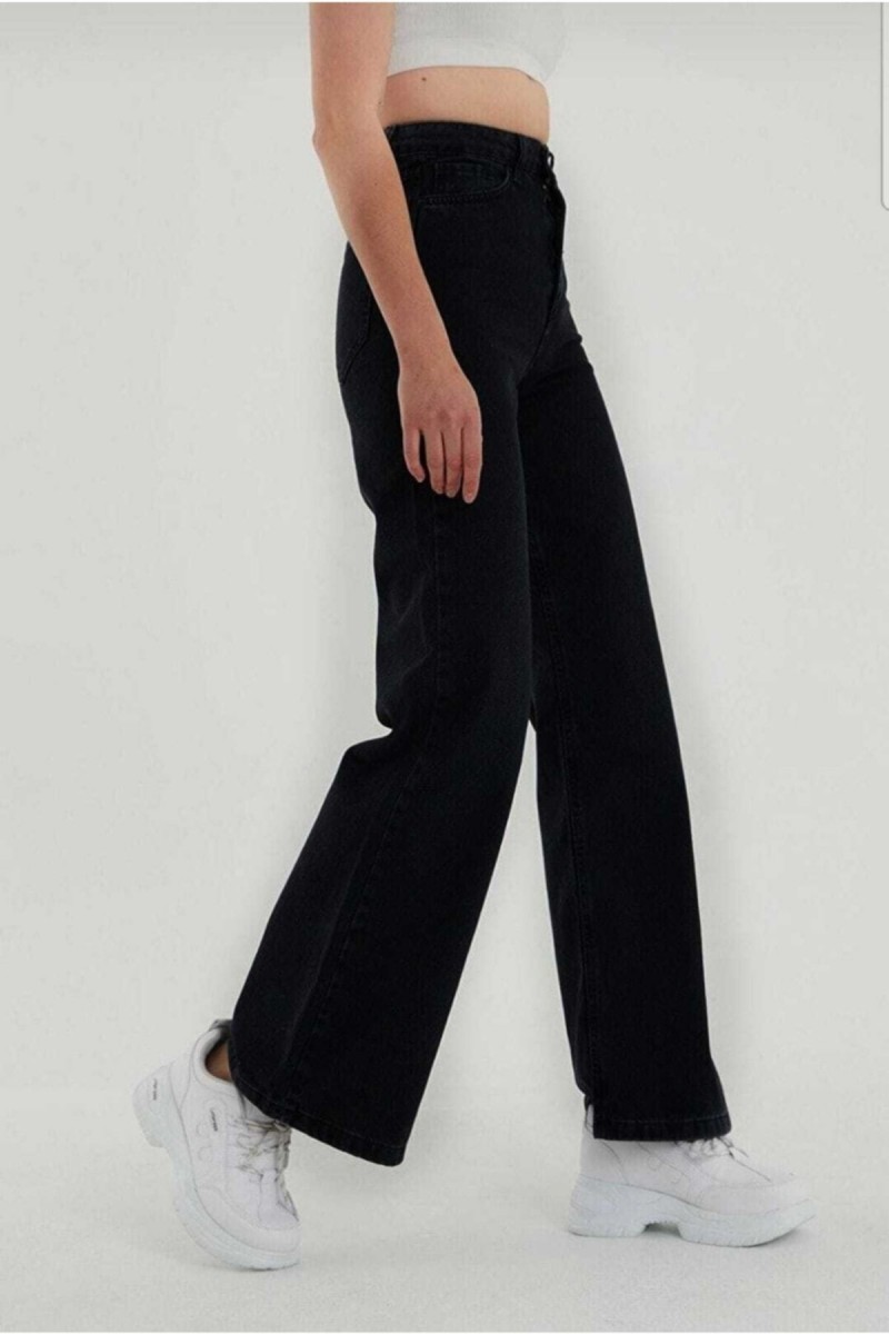Solmayan Siyah Likralı Süper Yüksek Bel Salaş Jean Pantolon. (SÜPER YÜKSEK.) Wide Leg. Solmayan Siyah Likralı Süper Yüksek Bel Salaş Jean Pantolon. (SÜPER YÜKSEK.) Wide Leg.