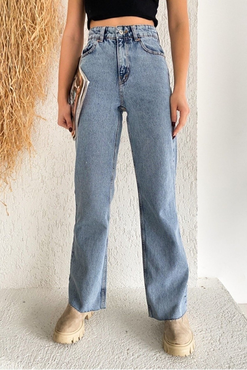90 s Buz Mavi Kar Likralı Süper Yüksek Bel Salaş Jean Pantolon. (SÜPER YÜKSEK.) Wide Leg. 90 s Buz Mavi Kar Likralı Süper Yüksek Bel Salaş Jean Pantolon. (SÜPER YÜKSEK.) Wide Leg.