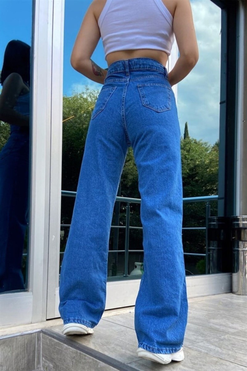 90 s Buz Mavi Kar Likralı Süper Yüksek Bel Salaş Jean Pantolon. (SÜPER YÜKSEK.) Wide Leg. 90 s Buz Mavi Kar Likralı Süper Yüksek Bel Salaş Jean Pantolon. (SÜPER YÜKSEK.) Wide Leg.