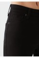 Kiev E.x.t.r.a Yüksek Bel Siyah Jeans S.i.m.s.i.y.a.h (s.o.l.m.a.z Toparlayıcı ) Dar Kalıp Kiev E.x.t.r.a Yüksek Bel Siyah Jeans S.i.m.s.i.y.a.h (s.o.l.m.a.z Toparlayıcı ) Dar Kalıp