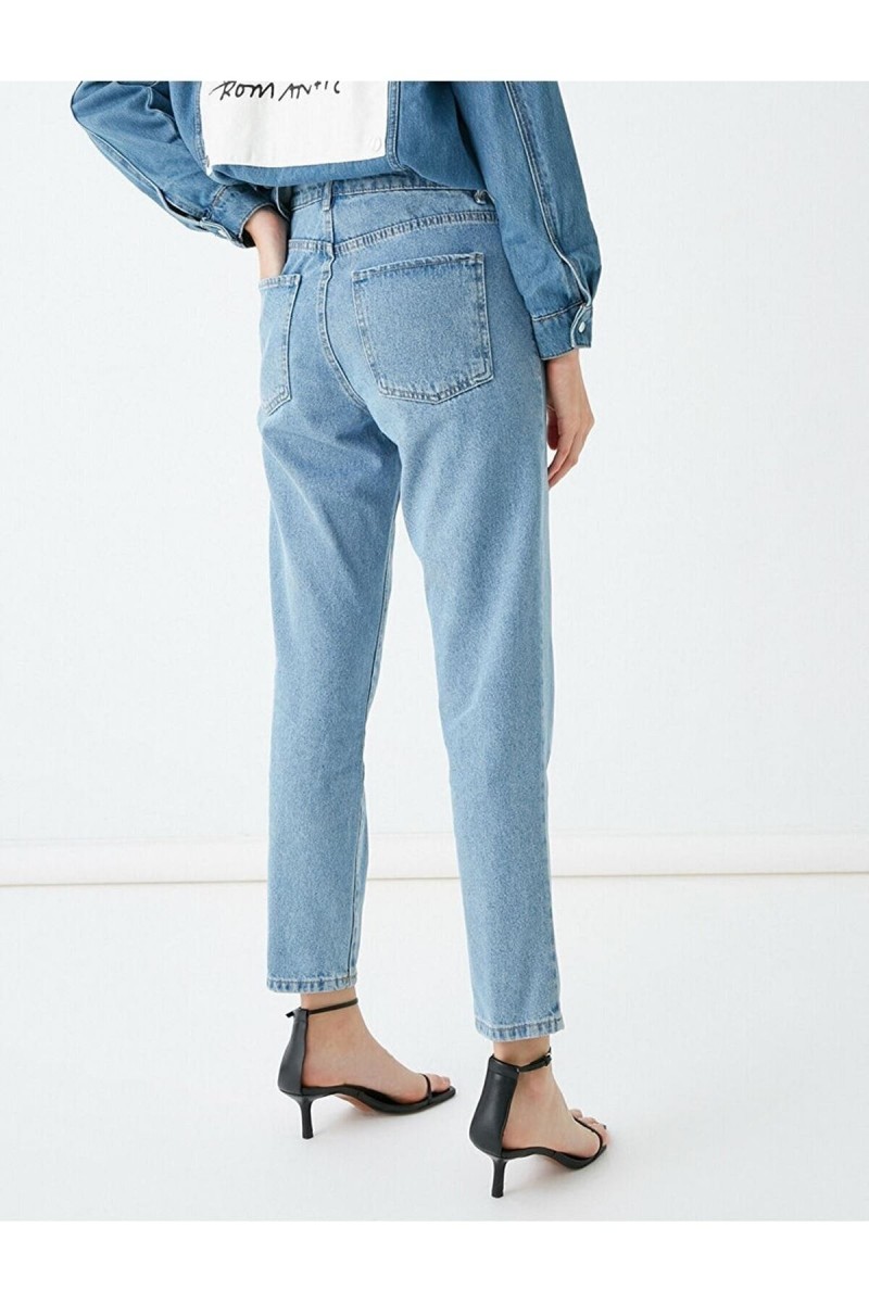 Irelia Açık Mavi Mavi Yüksek Bel Likralı Mom Jeans Denim Kot Pantolon Irelia Açık Mavi Mavi Yüksek Bel Likralı Mom Jeans Denim Kot Pantolon