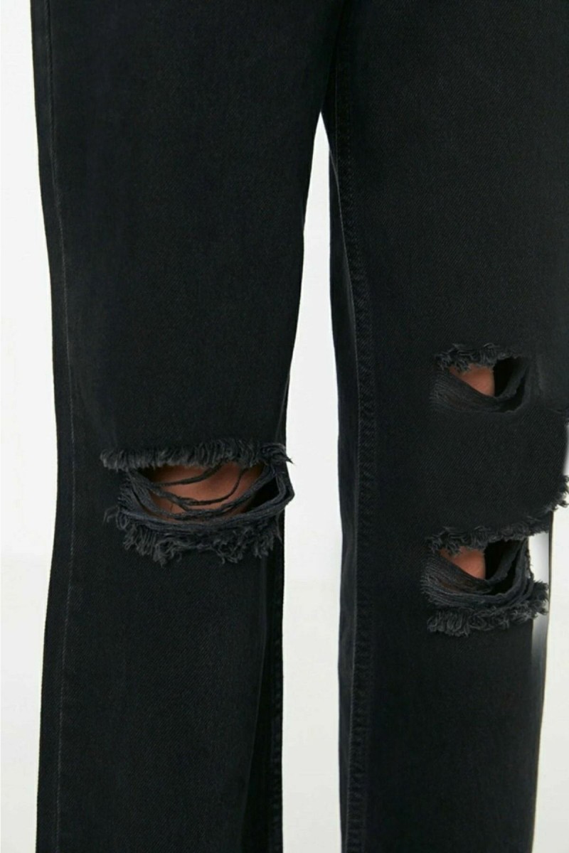 Ramses 90 s Siyah Yırtık Likralı Süper Yüksek Bel Salaş Jean Pantolon Ramses 90 s Siyah Yırtık Likralı Süper Yüksek Bel Salaş Jean Pantolon