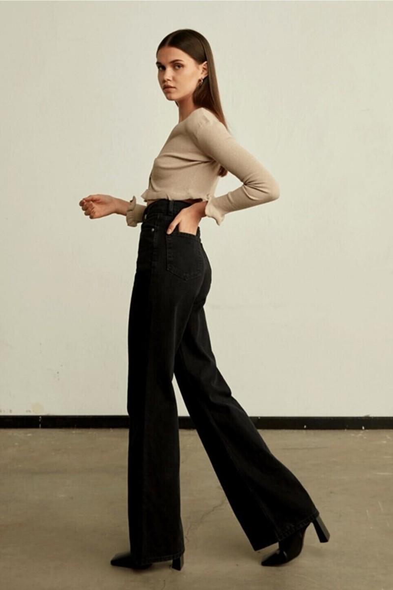 Stella Salaş Kadın Siyah Rikralı Süper Yüksek Bel Salaş Paça Denim Kot Pantolon