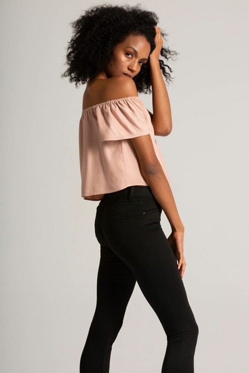 Süper Skinny Jeans Pantolon Solmaz Siyah Jeans(toparlayıcı) Süper Skinny Jeans Pantolon Solmaz Siyah Jeans(toparlayıcı)