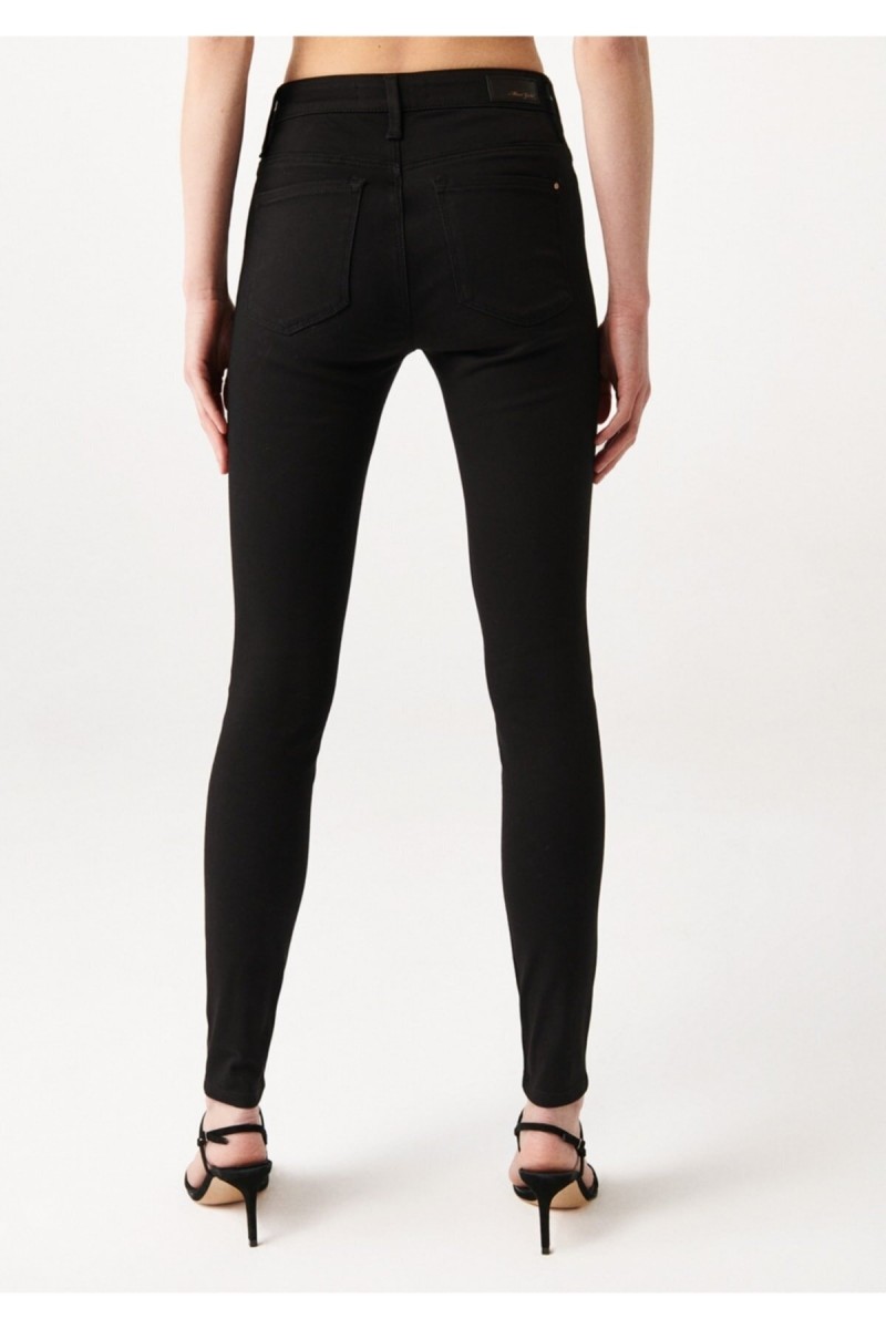 Süper Skinny Jeans Pantolon Solmaz Siyah Jeans(toparlayıcı)
