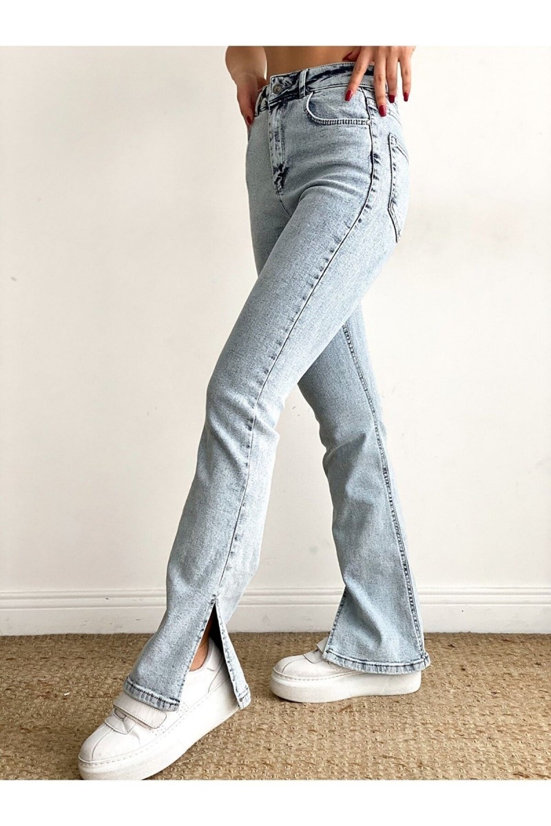 Maybach Women Mavi Likralı Süper Yüksek Bel Salaş Jean Pantolon Süper Yüksek Wide Leg Erdem Maybach Women Mavi Likralı Süper Yüksek Bel Salaş Jean Pantolon Süper Yüksek Wide Leg Erdem