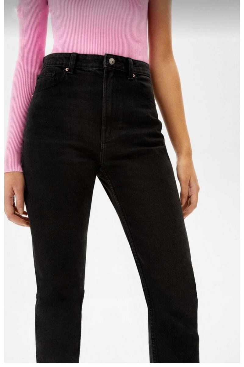 Siyah Yüksek Bel Likralı Mom Jeans