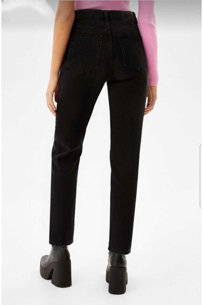 Siyah Yüksek Bel Likralı Mom Jeans