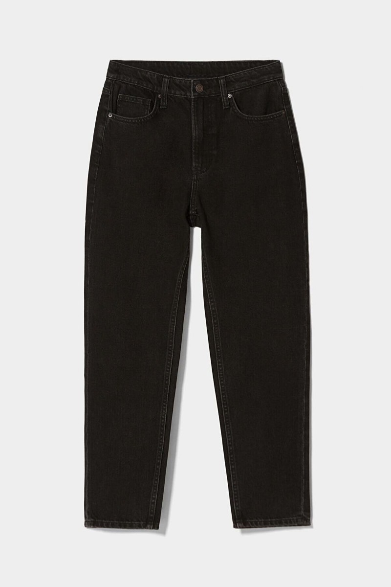 Siyah Yüksek Bel Likralı Reguler Mom Jeans Siyah Yüksek Bel Likralı Reguler Mom Jeans