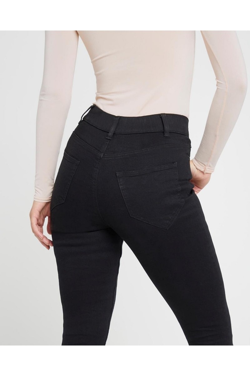 Siyah Mom Jeans Likralı Yüksek Bel Kot Pantolon