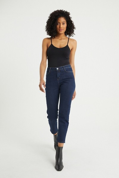 Loa Koyu Mavi Mom Jeans Yumuşak Likralı Yüksek Bel Kot Pantolon Ekstra Rahat Solmaya Direncli Kumaş