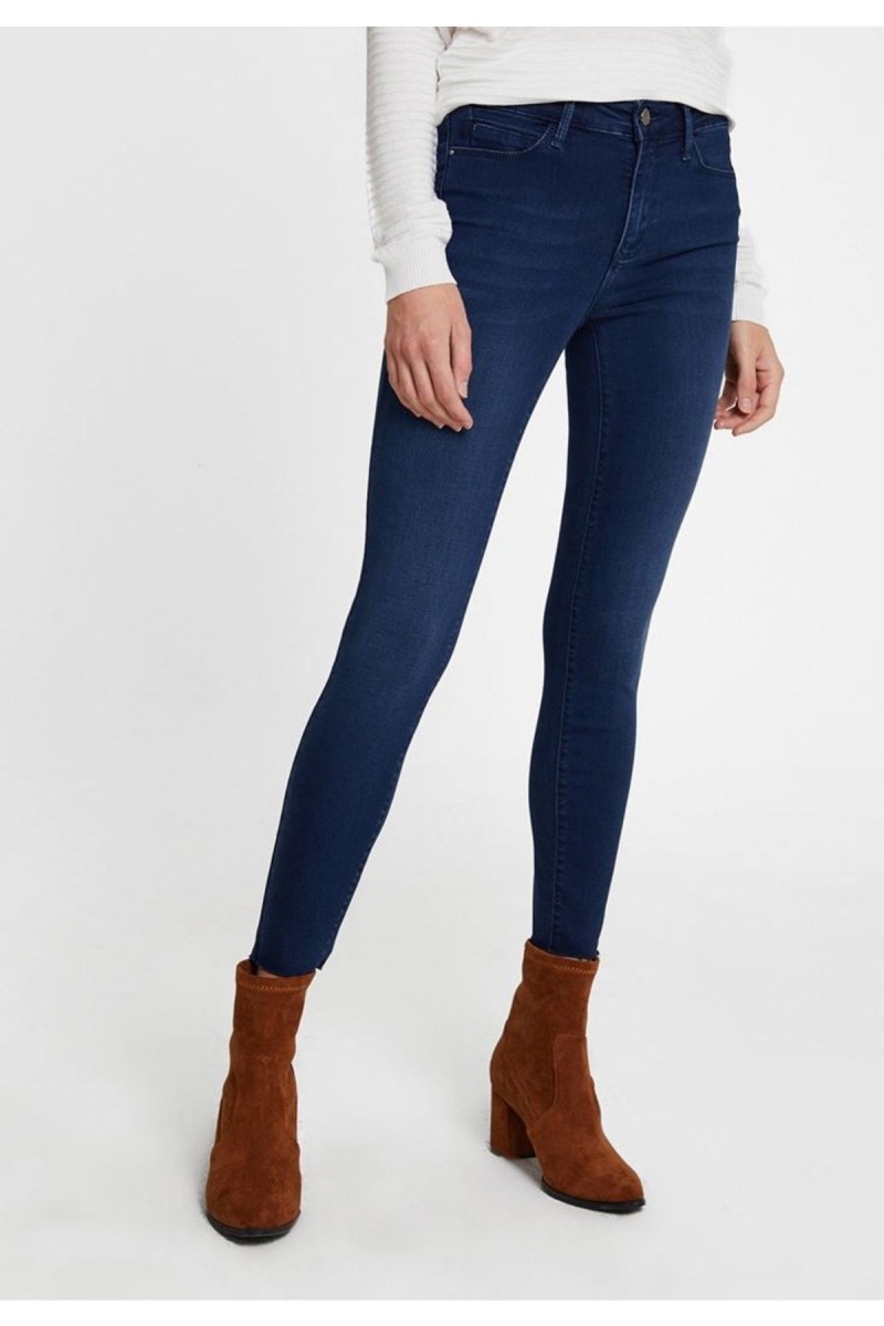 Taylor Likralı Mavi Bıyıklı Süper Skinny Jeans Pantolon Toparlayıcı Taylor Likralı Mavi Bıyıklı Süper Skinny Jeans Pantolon Toparlayıcı