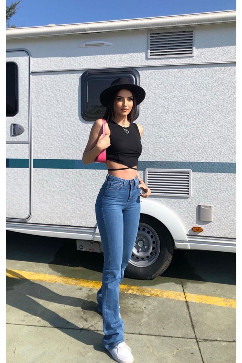 All Star Flare Jeans Ispanyol Kot Yüksek Bel Solmaz Orta Mavi Ispanyol Kot Pantolon All Star Flare Jeans Ispanyol Kot Yüksek Bel Solmaz Orta Mavi Ispanyol Kot Pantolon