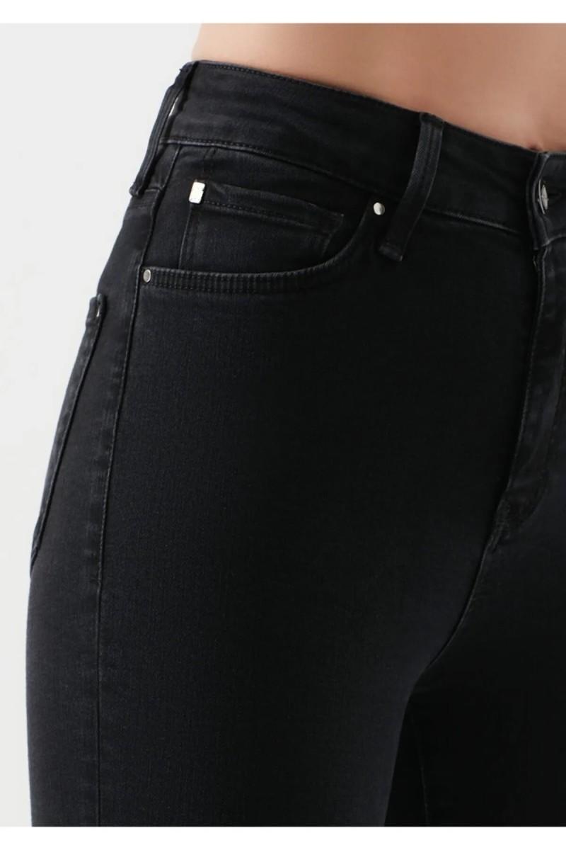 Lucy Extra Black Yüksek Bel Jeans Pantolon Solmaz Siyah Jeans