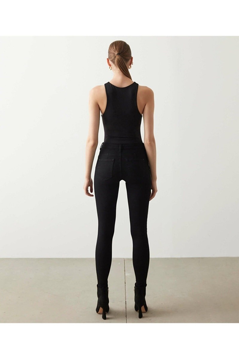 Maria Siyah Yüksek Bel Toparlayıcı Skinny Dar Paça Solmaz Jeans Pantolon Maria Siyah Yüksek Bel Toparlayıcı Skinny Dar Paça Solmaz Jeans Pantolon