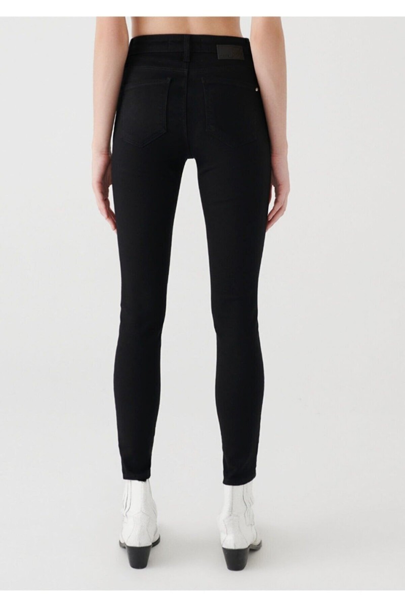 Briza Siyah Yüksek Bel Toparlayıcı Skinny Dar Paça Solmaz Jeans Pantolon Briza Siyah Yüksek Bel Toparlayıcı Skinny Dar Paça Solmaz Jeans Pantolon