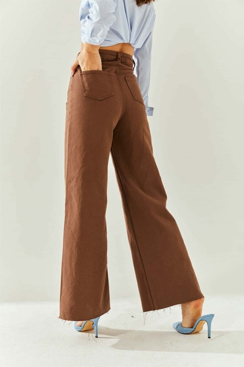 Carolina Kadın Solmayan Kahverengi Yüksek Bel Salaş Paça Kot Pantolon Palazzo Jeans Carolina Kadın Solmayan Kahverengi Yüksek Bel Salaş Paça Kot Pantolon Palazzo Jeans