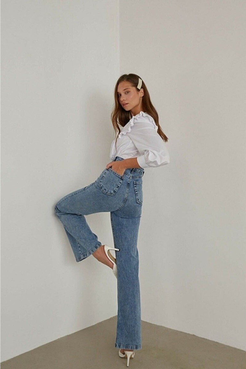 All Star Orta Kar Likralı Kadın Mavi Süper Yüksek Bel Salaş Paça Denim Kot Palazzo Pantolon All Star Orta Kar Likralı Kadın Mavi Süper Yüksek Bel Salaş Paça Denim Kot Palazzo Pantolon