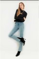 Mavi Yırtmaçlı Yüksek Bel Slim Ispanyol Jeans Mavi Yırtmaçlı Yüksek Bel Slim Ispanyol Jeans