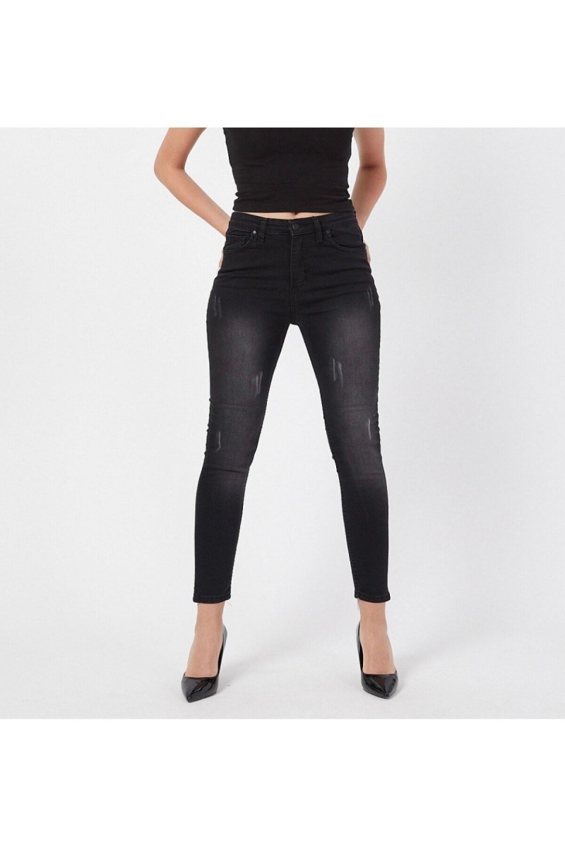 Tırnaklı Taslamalı Sıyah Jeans Tırnaklı Taslamalı Sıyah Jeans