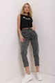 Maria Yüksek Bel Füme Kar Mom Kot Pantolon Likralı Solmaz Füme Ekstra Rahat Mom Jeans Maria Yüksek Bel Füme Kar Mom Kot Pantolon Likralı Solmaz Füme Ekstra Rahat Mom Jeans