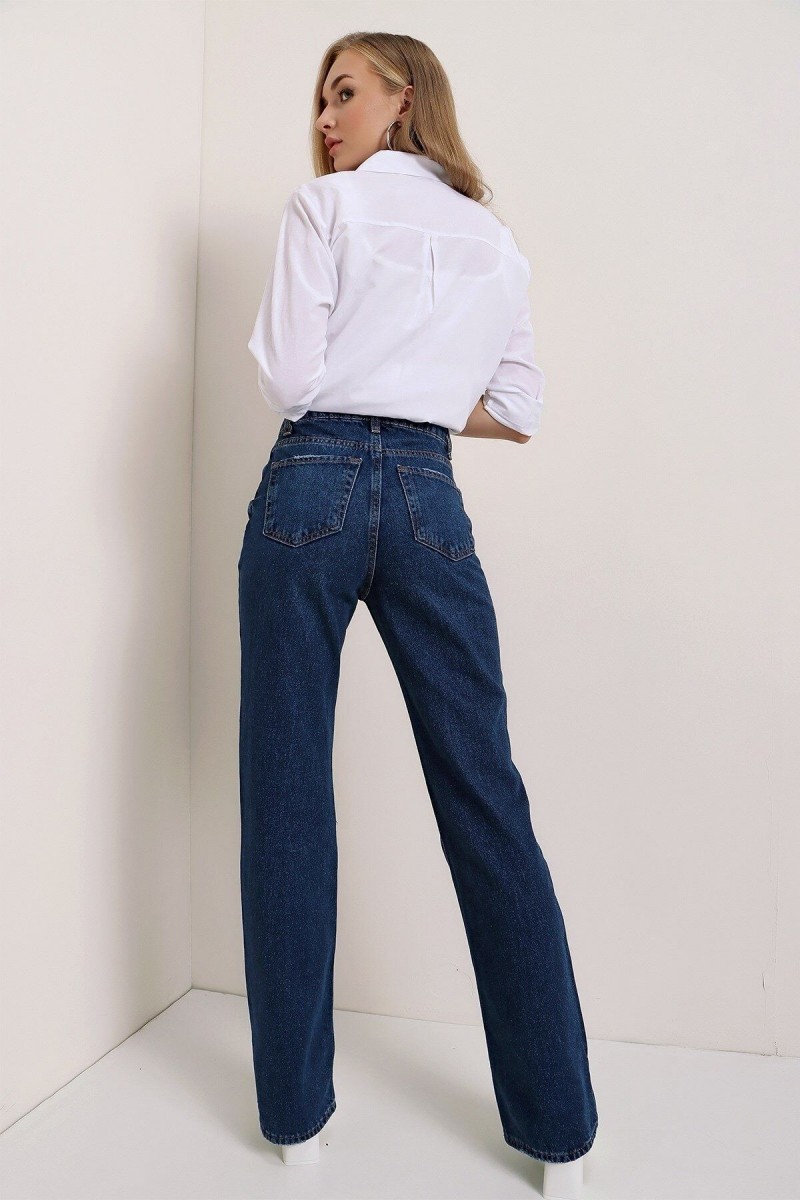 Camelia 90 s Koyu Mavi Likralı Süper Yüksek Bel Salaş Jean Pantolon. (süper Yüksek.) Wide Leg. Camelia 90 s Koyu Mavi Likralı Süper Yüksek Bel Salaş Jean Pantolon. (süper Yüksek.) Wide Leg.