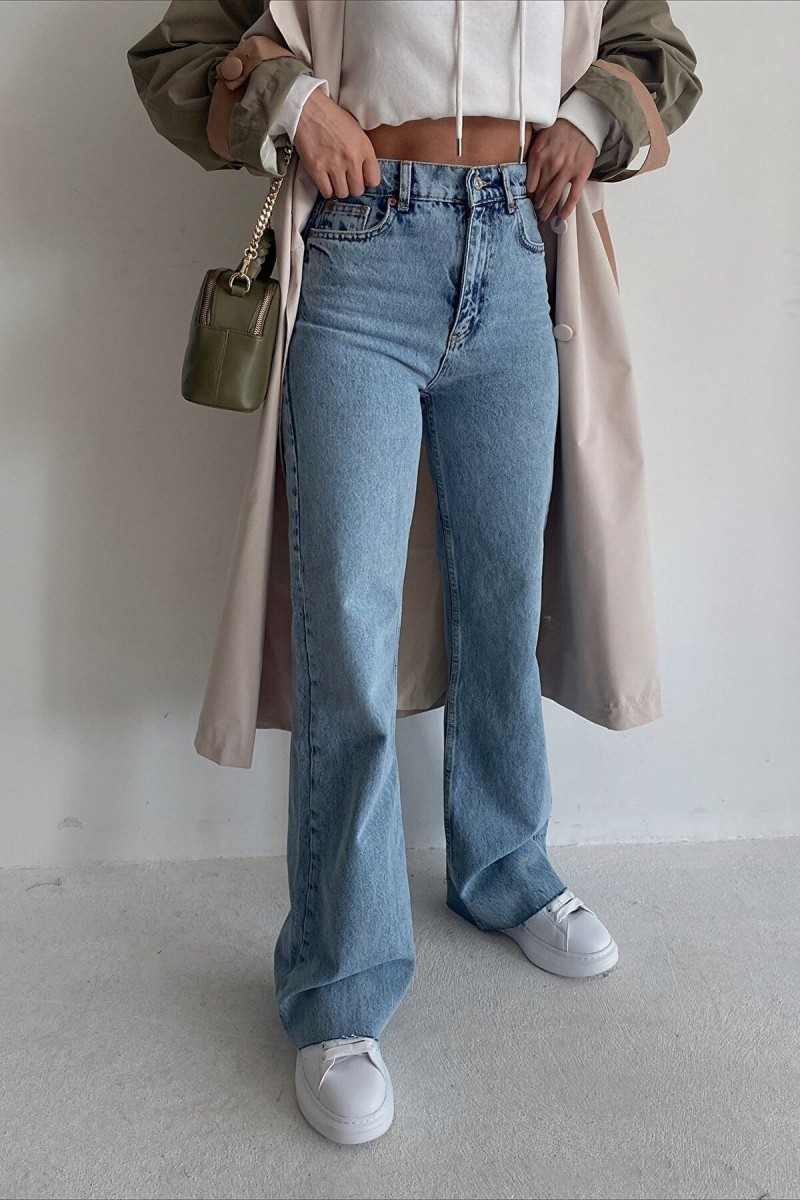 Romeo Süper Yüksek 90 s Kar Yıkama Mavi Likralı Salaş Jeans Palazzo Pantolon Romeo Süper Yüksek 90 s Kar Yıkama Mavi Likralı Salaş Jeans Palazzo Pantolon